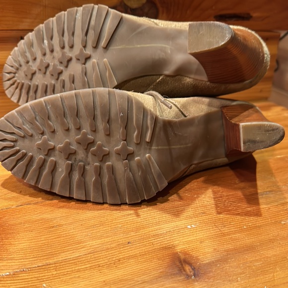 Audrey Brooke Tan Suede Leather Block Heel Booties - Picture 4 of 5